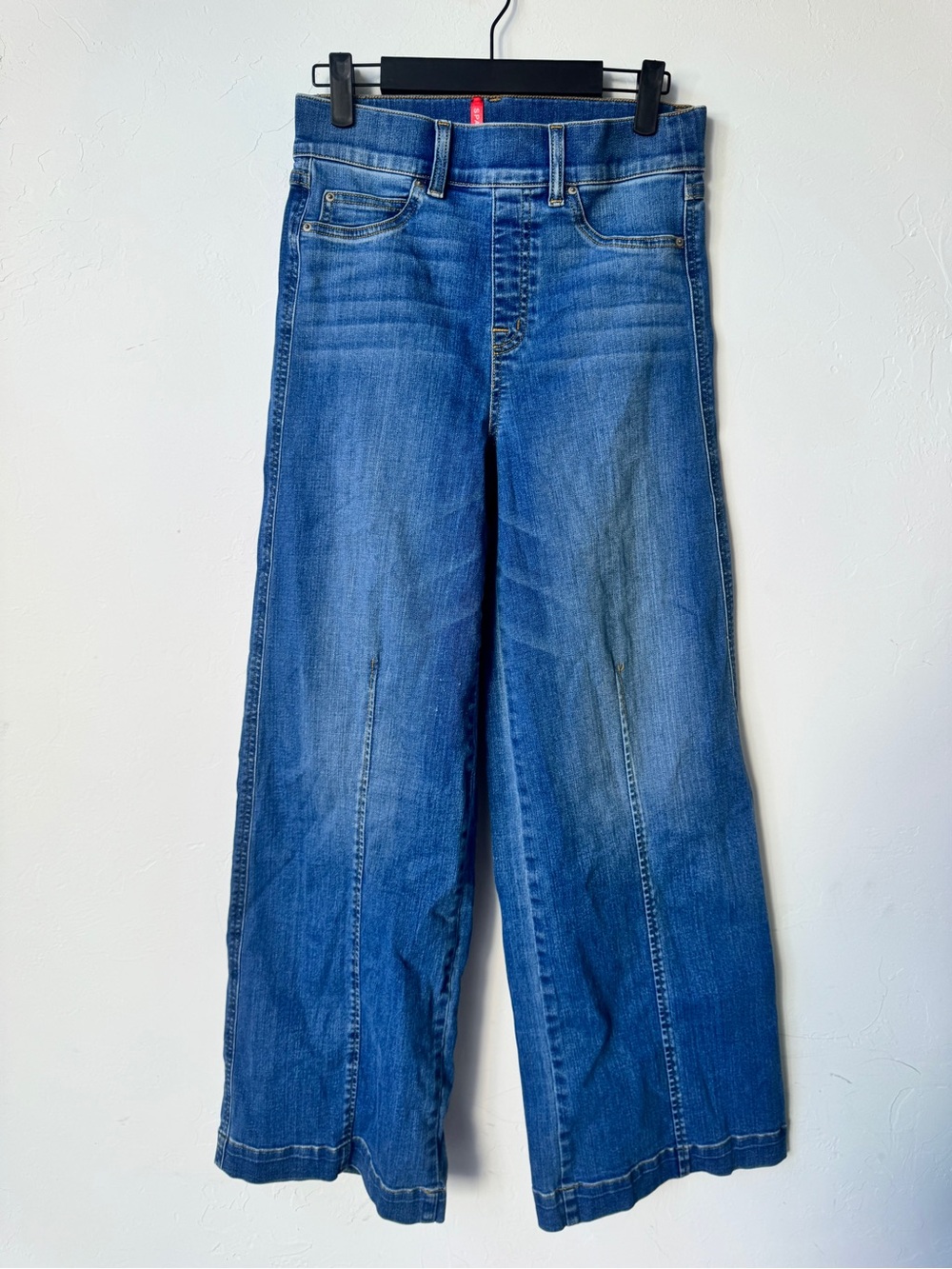 SPANX Flared Wide-Leg Jeans in Medium Blue Size Small